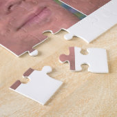 Puzzle Un Blanc Surpris Liant La Vigne De Mème De Réactio (Côté)