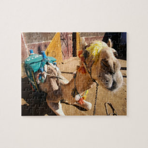 Puzzle Un chameau amical attend son prochain cavalier, Le