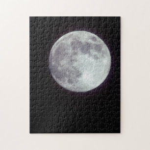Puzzle Une pleine lune brillante dans un ciel nocturne no