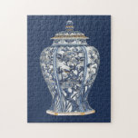 Puzzle Vase en porcelaine bleue et blanche de Vision Stud<br><div class="desc">Un vase de porcelaine bleu et blanc séduisant,  recouvert de motifs floraux complexes. Une création Vision Studio,  cette pièce extraordinaire aurait l'air superbe sur votre mur. Commandez aujourd'hui !</div>