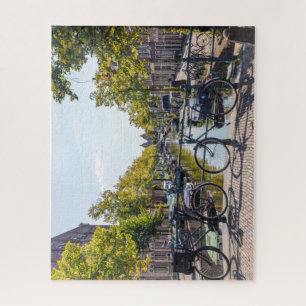 Puzzle Vélos sur une digue au-dessus d'un canal à Haarlem