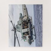 Puzzle VENOM UH-1Y (16 x 20 POUCES) (Vertical)