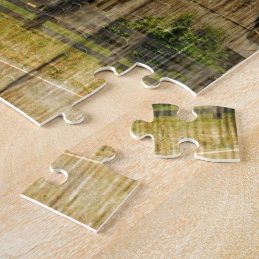 Puzzle Vieille grange primitive en bois affligée de pays (Côté)