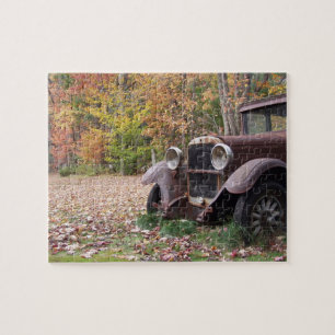 Puzzle Vieille voiture en automne
