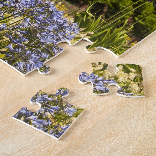 Puzzle Vignoble californien et fleurs pourpres (Côté)