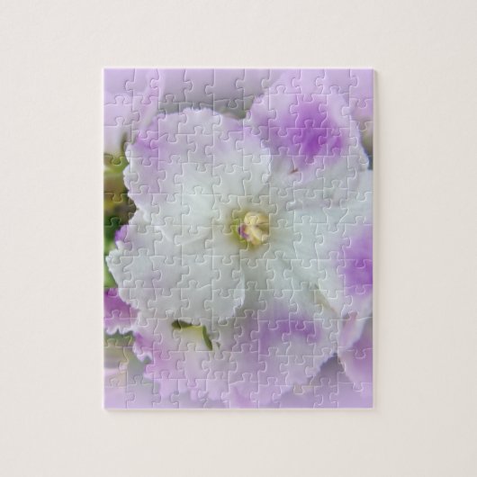 Puzzle Violettes africaines violettes et blanches (Vertical)