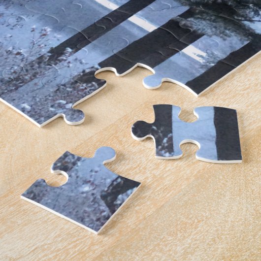 Puzzle White Pines in Blue Light. (Côté)