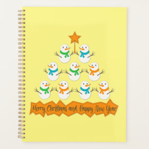 Pyramide des sapins de Noël faite de bonhommes de