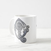 Q Roman Spiral Monogram Mok (Voorkant links)