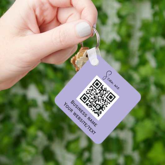 QR Code Business Logo Professionele Lavendel Paars Sleutelhanger (Hand)