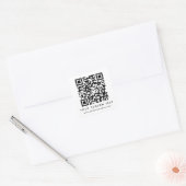 QR-code en aangepaste tekst Square Sticker (Envelop)