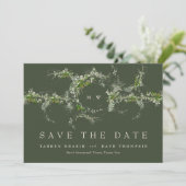 QR-code GEEN FOTO Eucalyptus Monogram Groen Save The Date (Staand voorkant)