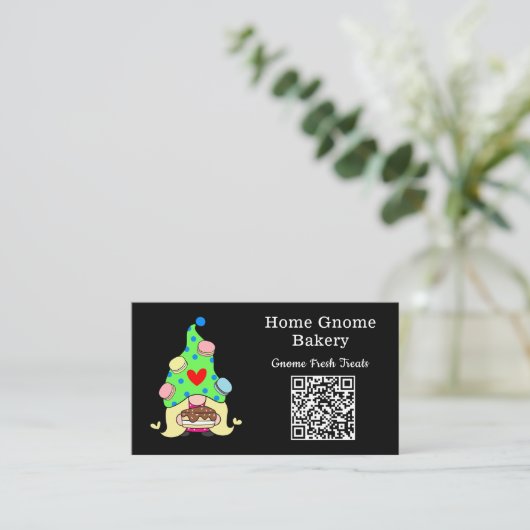 QR Code Gnome Hometown Bakery Black Visitekaartje (Staand voorkant)