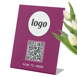 QR Code Logo Zakelijke Scan Om Magenta Roze Te Bes Reclamebord Met Voetstuk
