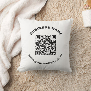 QR-code met bedrijfsnaam vet cirkelvormige tekst Kussen