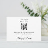 QR Code Minimalist Classic Black White RSVP Card (Debout devant)