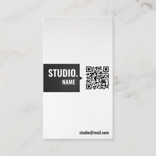 QR Code Modern Ivoor Mat Zwart Minimaal Verticaal Visitekaartje (Voorkant)
