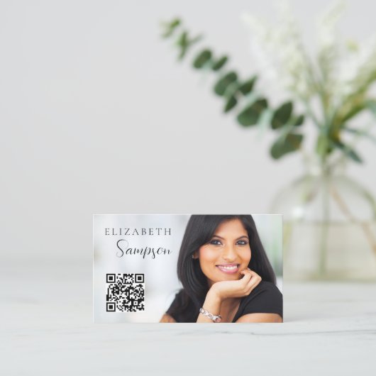QR Code Photo Carte de visite noir blanc moderne (Debout devant)