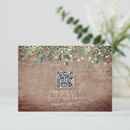 QR Code Rustic Brick Botanical Wedding RSVP (Debout devant)