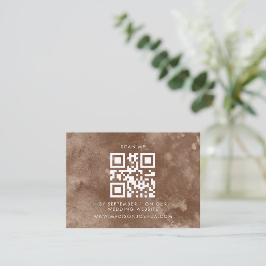 Qr-code Rustige Waterverf Wild Fern RSVP Informatiekaartje (Staand voorkant)