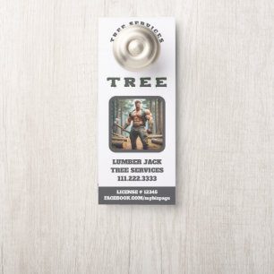 *~* QR Muscular Lumber Jack Tree Services Deur