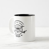 Quadcopter-ontwerp voor een nieuw stuurstation met tweekleurige koffiemok (Voorkant links)