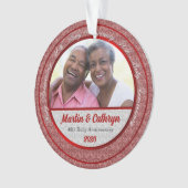 quarantième Ornement rouge de photo de (devant)