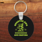 Quarter Zips And Matcha Funny Meme Saying Design  Sleutelhanger (Voorkant)