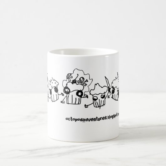 Quatre petits gâteaux de la tasse d'apocalypse (Centre)