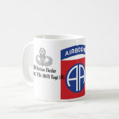 Quatre-vingt-deuxième tasse aéroportée (Devant gauche)