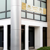 Quatre-vingt-dixième bannière heureuse (Bâtiment extérieur)