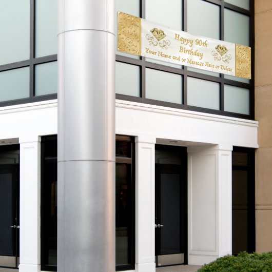 Quatre-vingt-dixième bannière heureuse (Bâtiment extérieur)