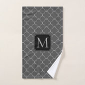 Quatrefoil gris et argent - Monogramme (Serviette à main)