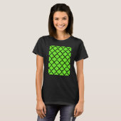 Quatrefoil Pattern In Black Outline On Vivid Green T-shirt (Voorkant volledig)