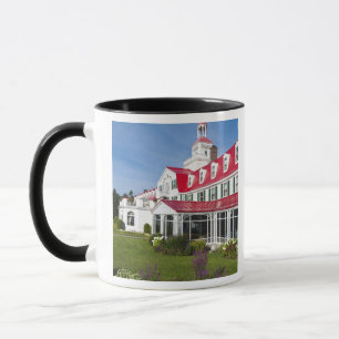 Quebec, Canada. Historisch Hotel Tadoussac, 2 Mok