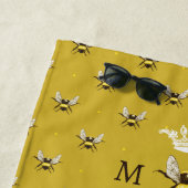 Queen Bee Moderne Vintage serviette de plage Monog (En situation)
