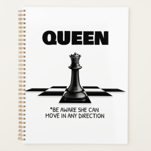 Queen Chess Sachez Qu'Elle Peut Se Déplacer Dans N