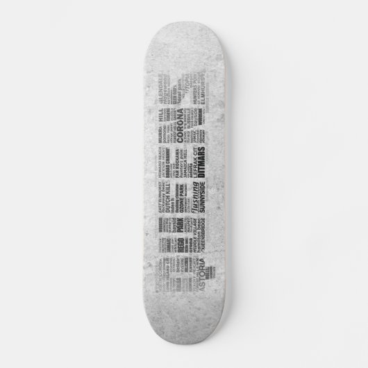 Queens New York Typography Skateboard (Voorkant)