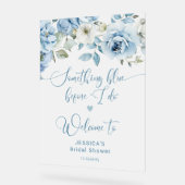 Quelque chose de bleu avant de faire nuptiale Bien (Angle)