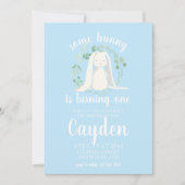 Quelques Bunny Birthday Invitation bleu plaid (Devant)
