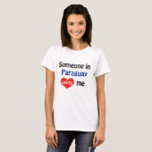 Quelqu'un au Paraguay m'aime T-shirt (Devant entier)