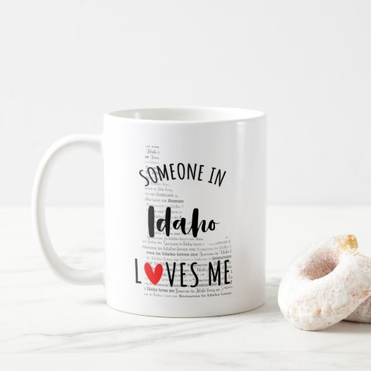 Quelqu'Un Dans L'Idaho M'Aime Mapper La Mug De Caf (Avec donut)