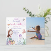 Queue de sirène pourpre Anniversaire Invitations a (Debout devant)