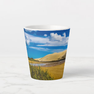 Quicksand stream vlakbij 90-Mile Beach, Nieuw-Zeel Latte Mok