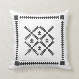 Quiltblok Geometrisch Ontwerp in Zwart en Wit Kussen
