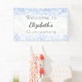 Quinceanera babyblauw wit glitsstof welkom spandoek (Insitu)