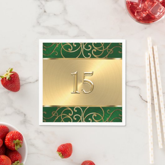 Quinceanera Emerald Green en Gold Filigree Swirls Servetten (Insitu)