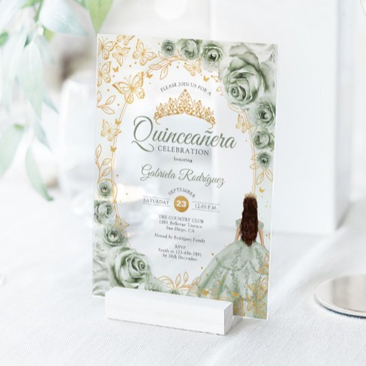 Quinceanera Sage Green Gold Floral Acryl Uitnodigingen