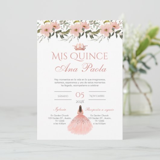 Quinceñera Invitation en espagnol rose floral (Debout devant)