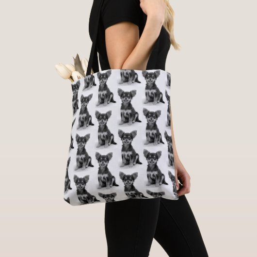 Quirky Cute Fluffy Chihuahua Puppy Pattern Draagtas (Dichtbij)